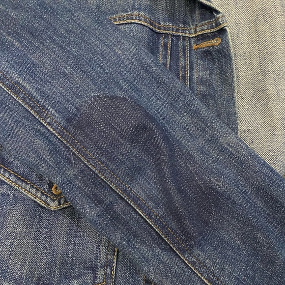 GAP Jean jacket. Size small. - Picture 6 of 6